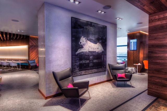 Lounge thumbnail 1