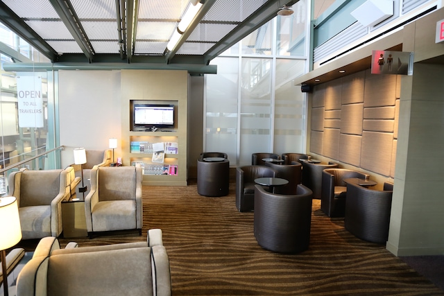 Lounge thumbnail 1