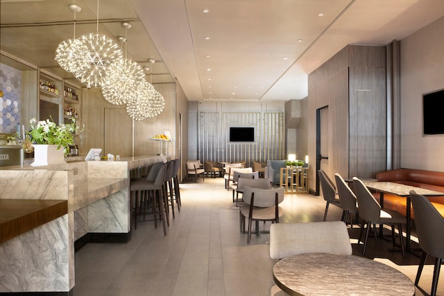 Lounge thumbnail 2