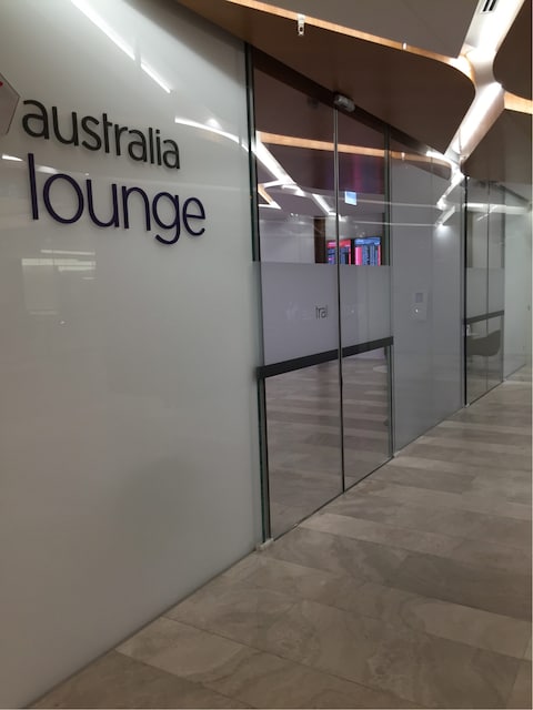 Lounge thumbnail 3