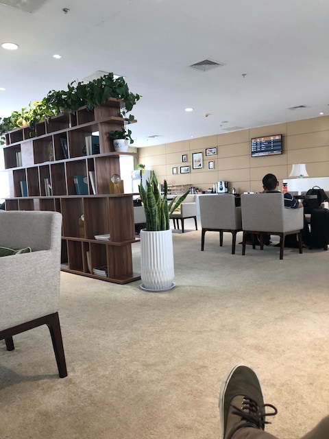 Lounge thumbnail 1
