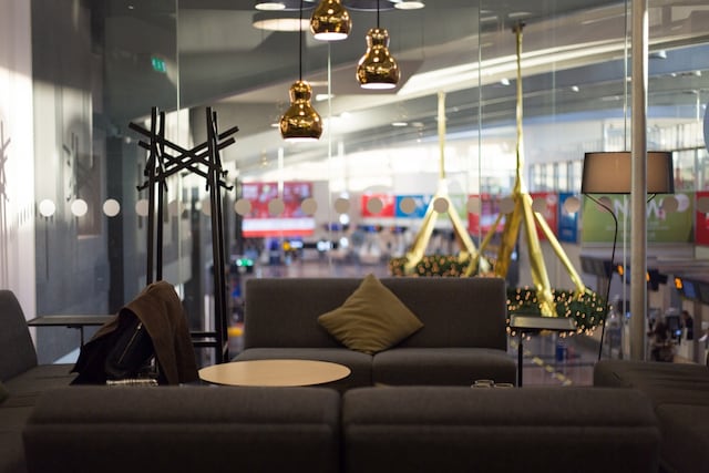 Lounge thumbnail 2