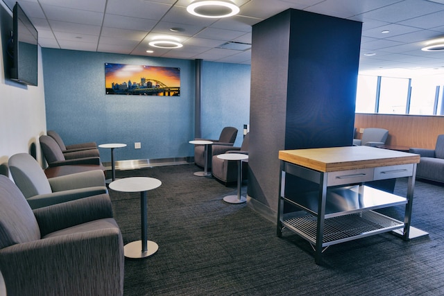 Lounge thumbnail 4